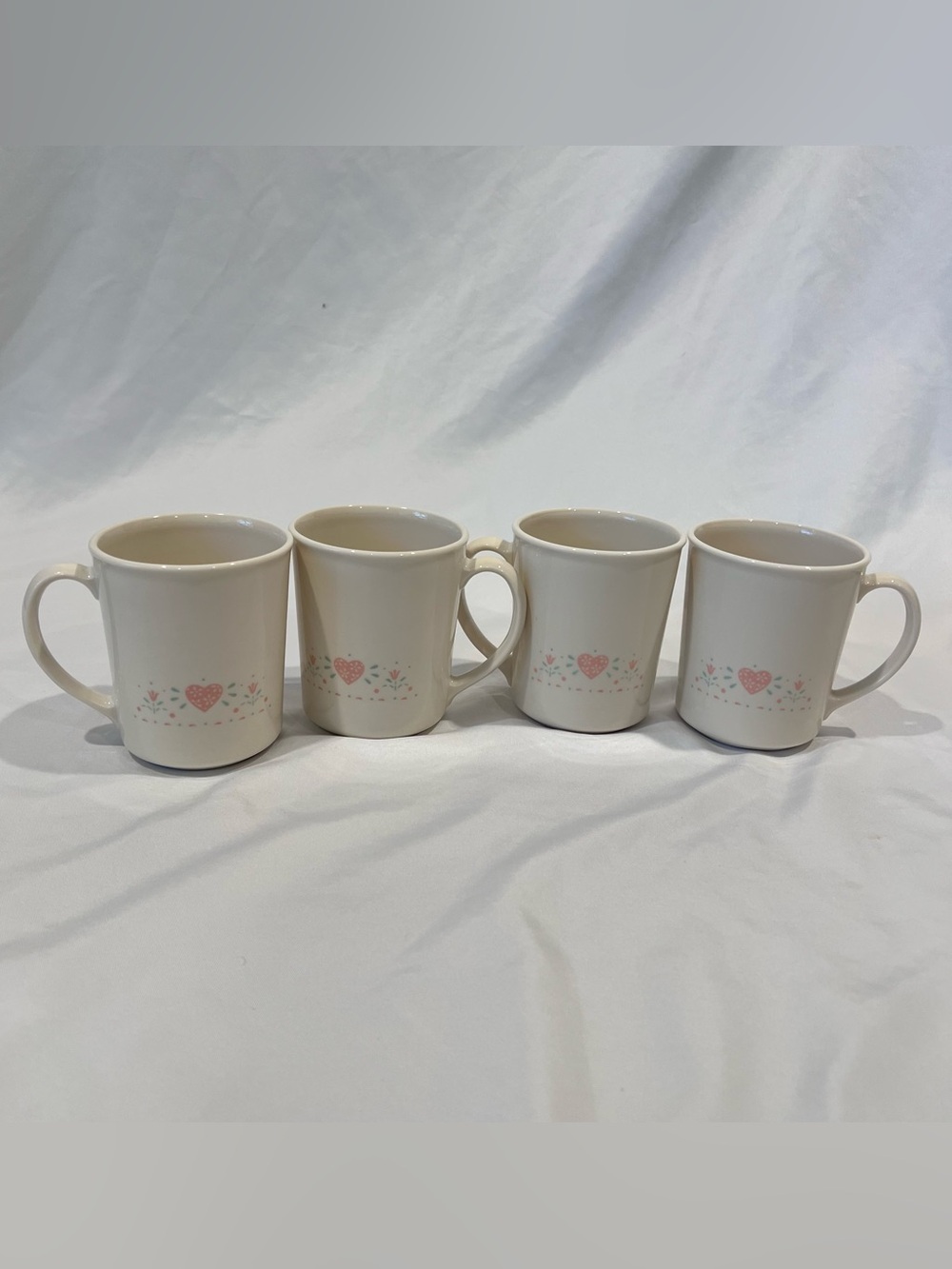 Set 4 Vintage Corning Ware Corelle Forever Yours Hearts Coffee Mugs Cups USA